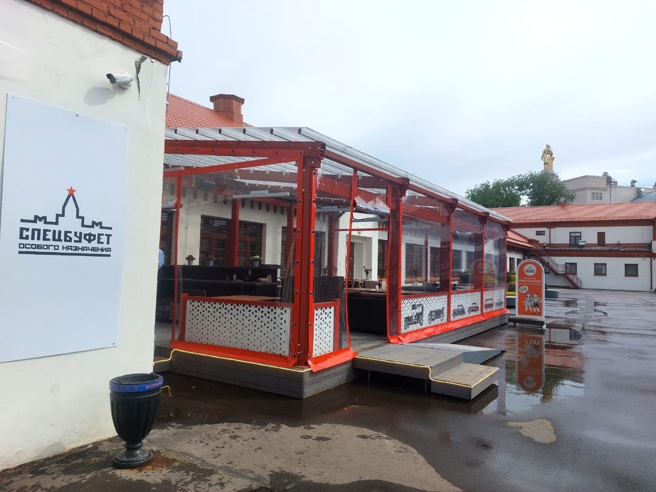 ПВХ шторы для летней террасы кафе в Белоомуте